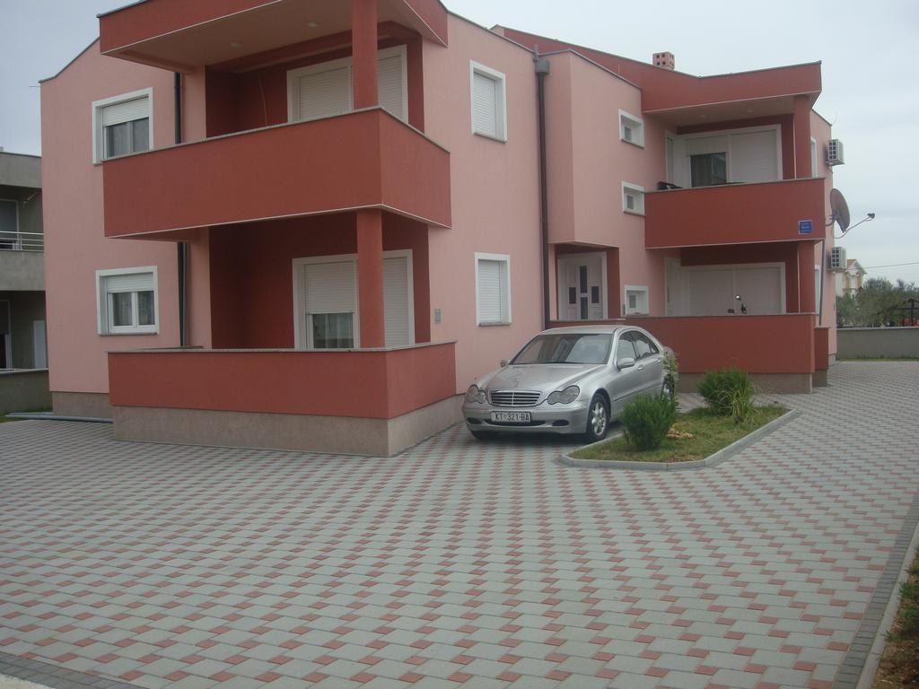 Apartments Vladimir Привлака Экстерьер фото